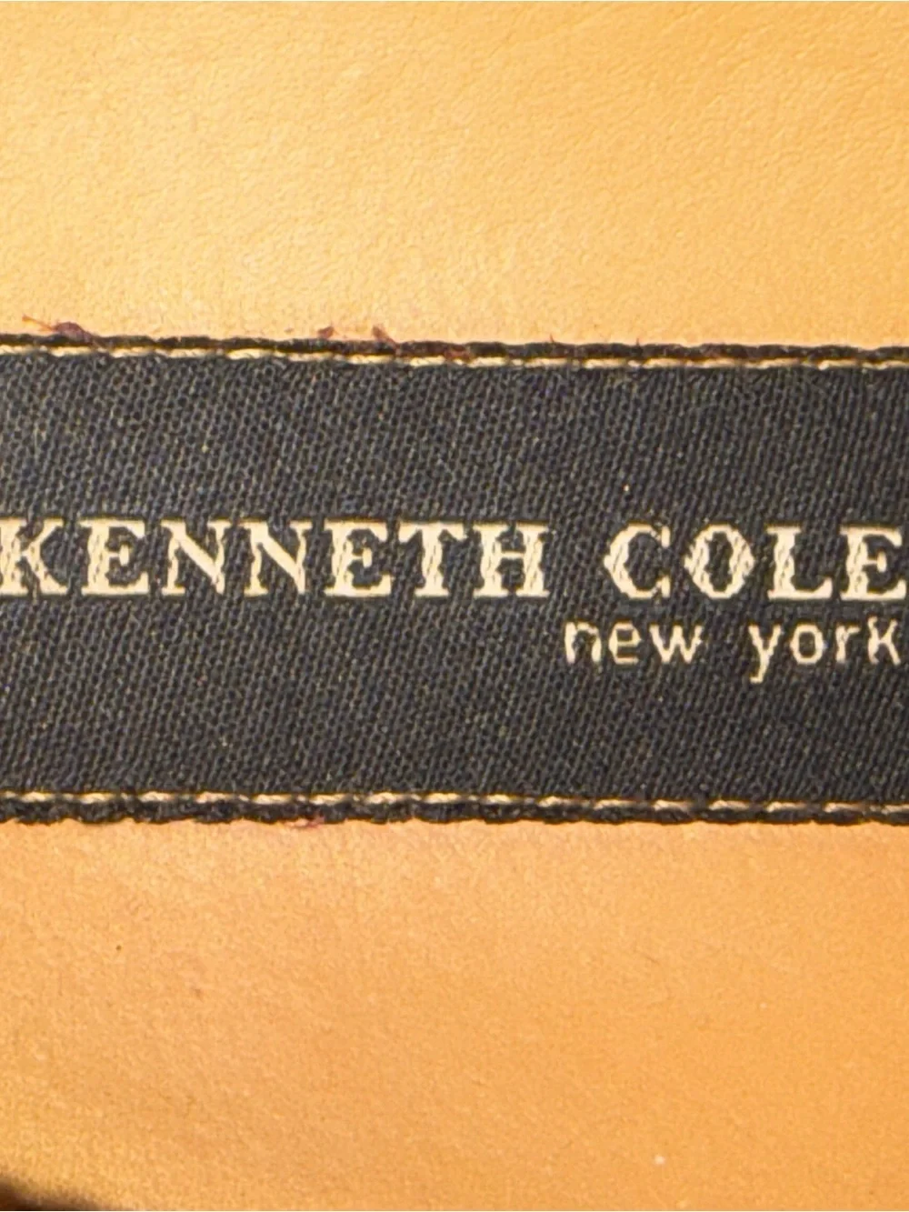 Kenneth Cole Black Leather Chukka Zip Boots